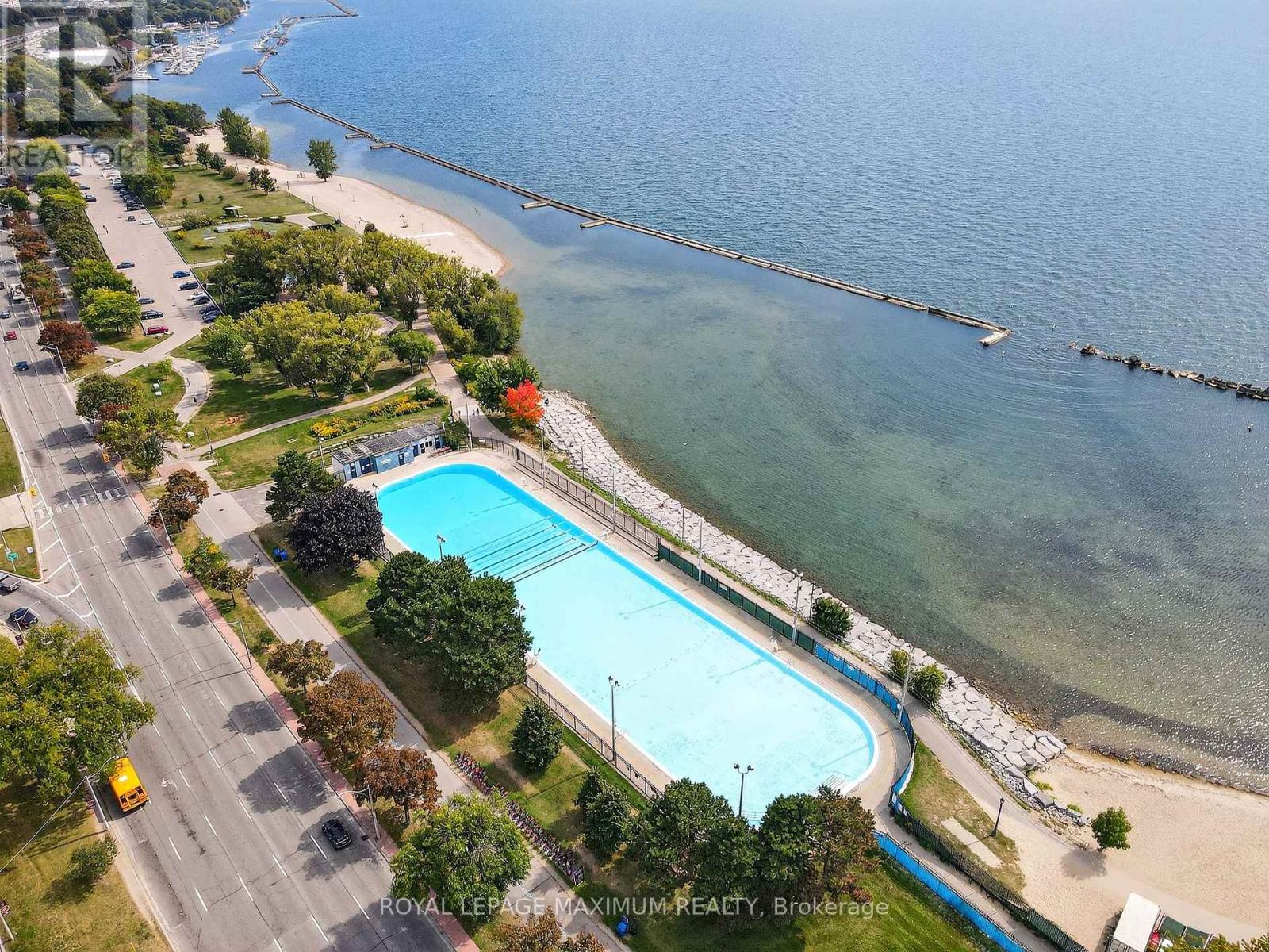 65 Parkdale Road, Toronto, Ontario  M6R 1E3 - Photo 48 - W12412445