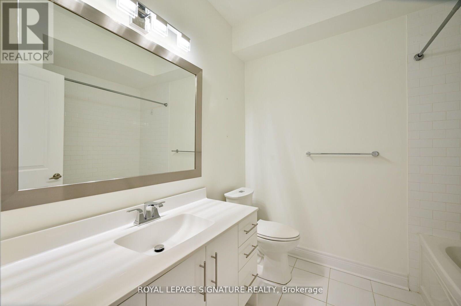 1809 Pagehurst Avenue, Mississauga, Ontario  L4X 1Y6 - Photo 23 - W12412453