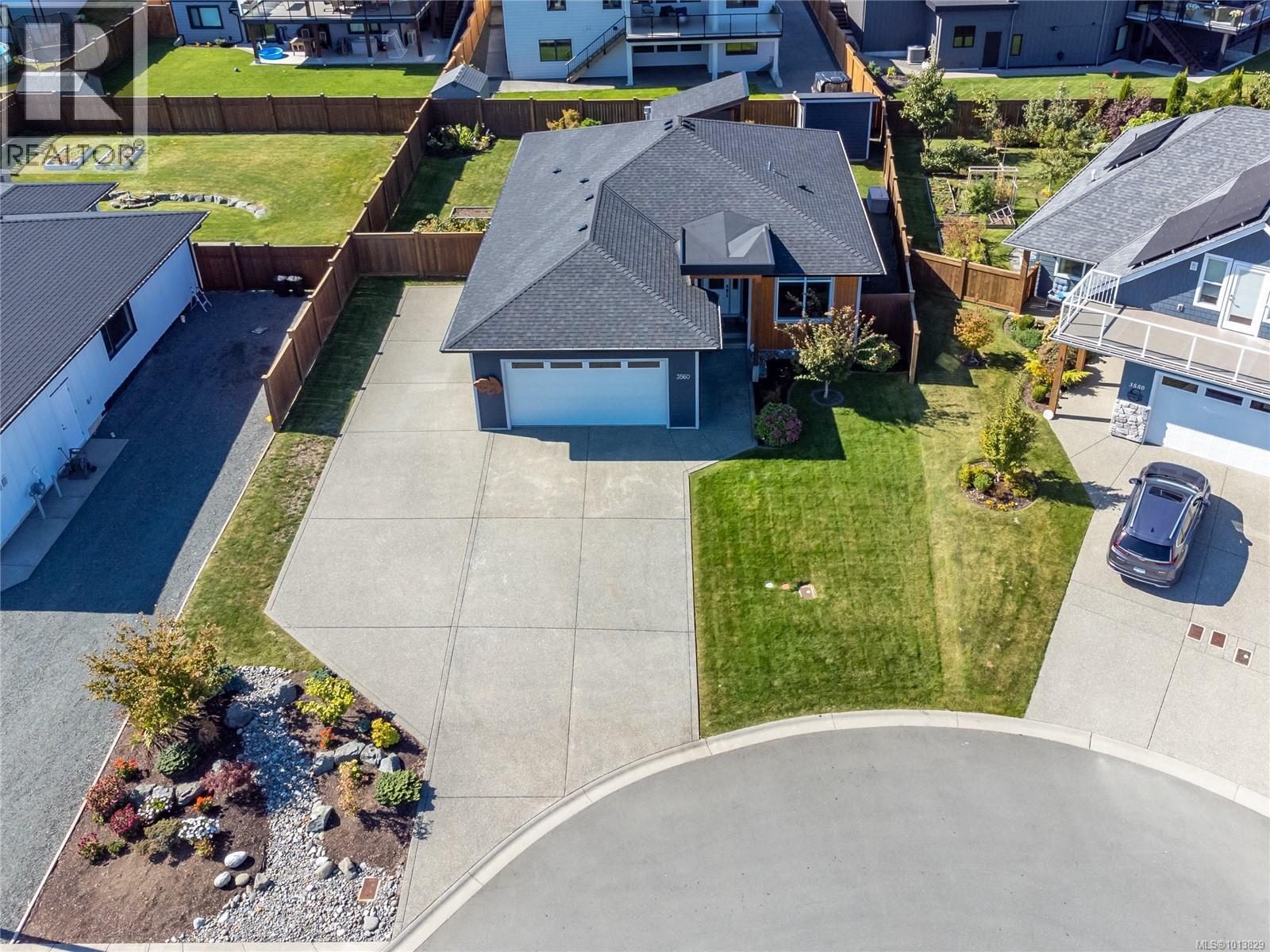 3560 Wisteria Pl, Campbell River, British Columbia  V9H 0E3 - Photo 3 - 1013829