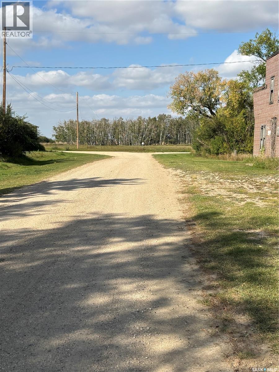 4 2 Street E, Eagle Creek Rm No. 376, Saskatchewan  S0K 0H0 - Photo 4 - SK018762