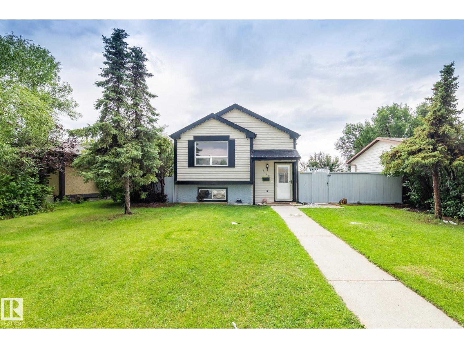 3708 12 AV NW, Edmonton, Alberta