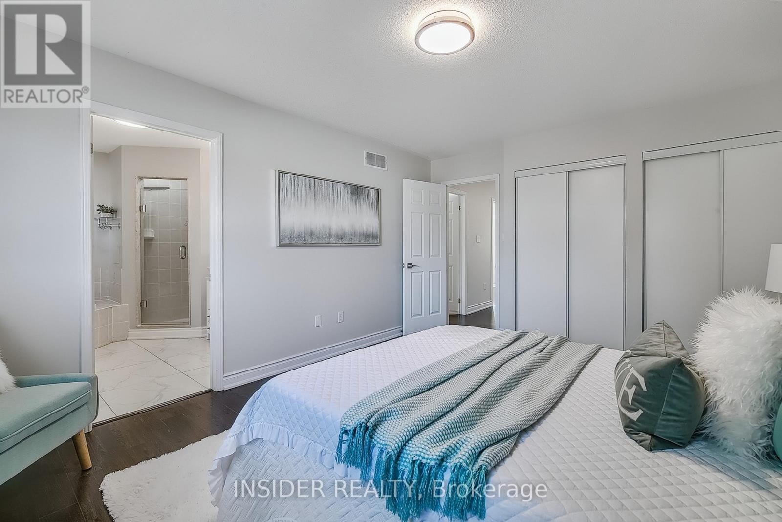 35 Langlaw Drive, Cambridge, Ontario  N1P 1J1 - Photo 17 - X12412375