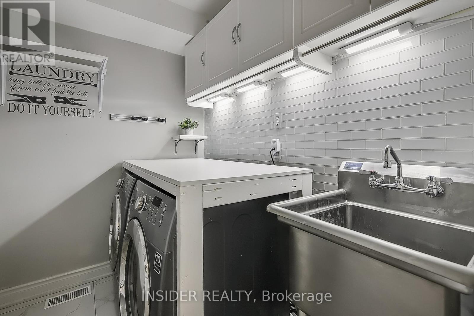 35 Langlaw Drive, Cambridge, Ontario  N1P 1J1 - Photo 25 - X12412375
