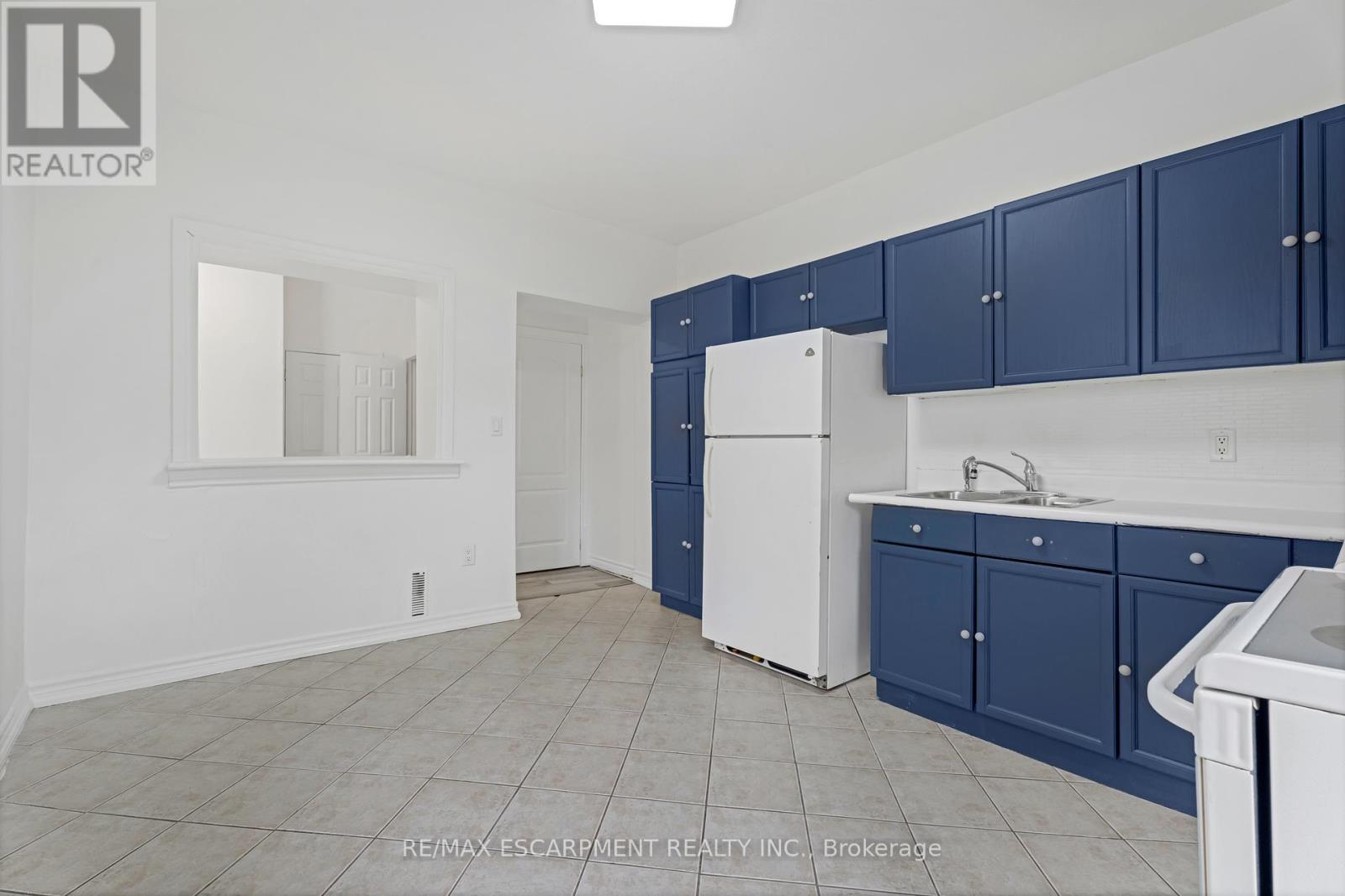 26 Madison Avenue, Hamilton, Ontario  L8L 5Y3 - Photo 11 - X12412378