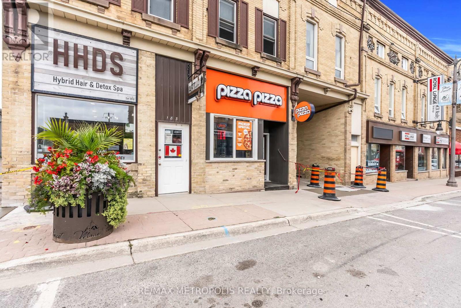 181 Main Street S, Wellington North, Ontario  N0G 2L0 - Photo 11 - X12412398