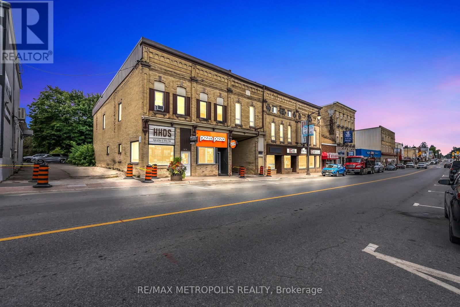 181 Main Street S, Wellington North, Ontario  N0G 2L0 - Photo 2 - X12412398