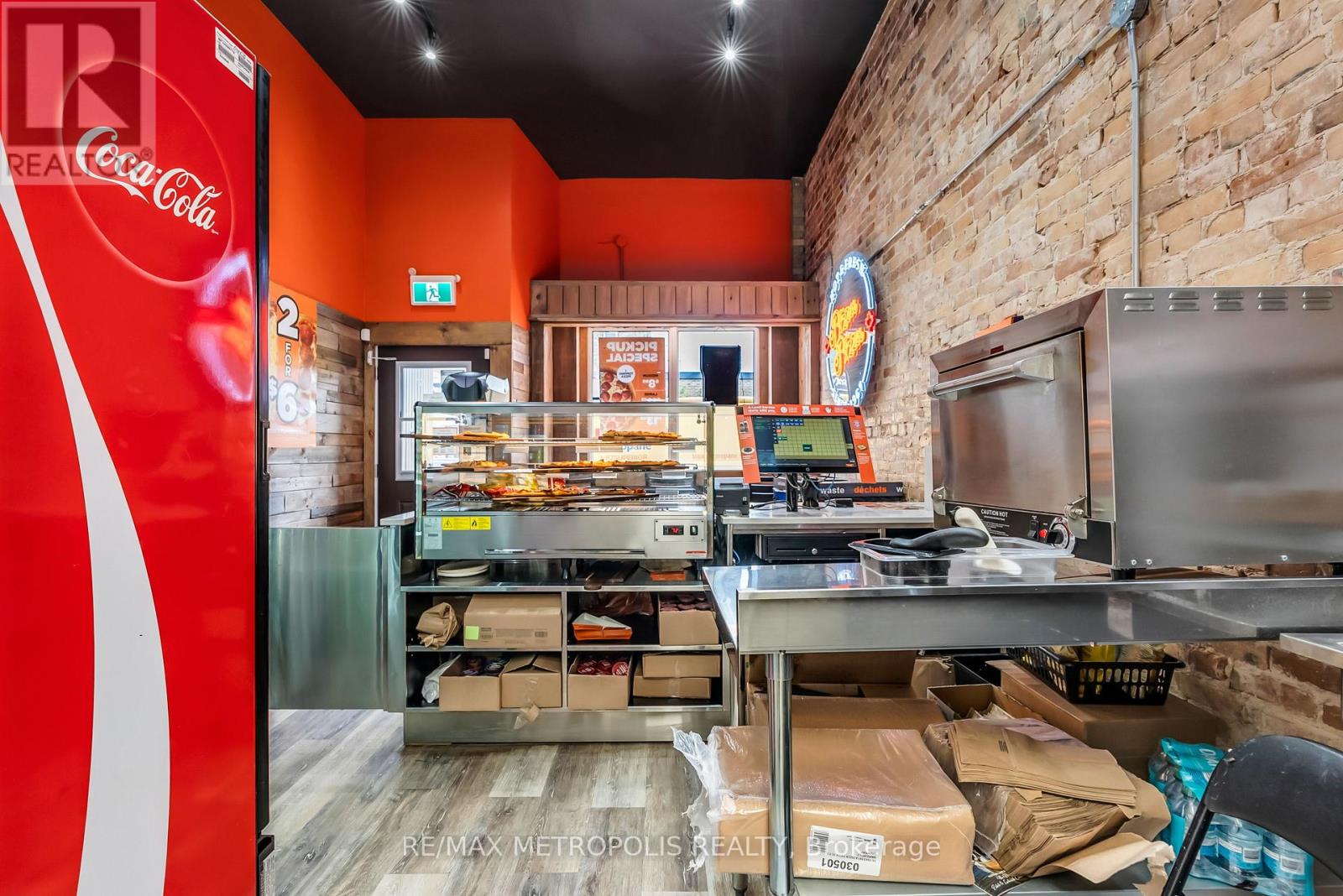 181 Main Street S, Wellington North, Ontario  N0G 2L0 - Photo 24 - X12412398