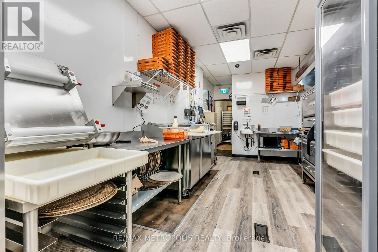 181 Main Street S, Wellington North, Ontario  N0G 2L0 - Photo 30 - X12412398