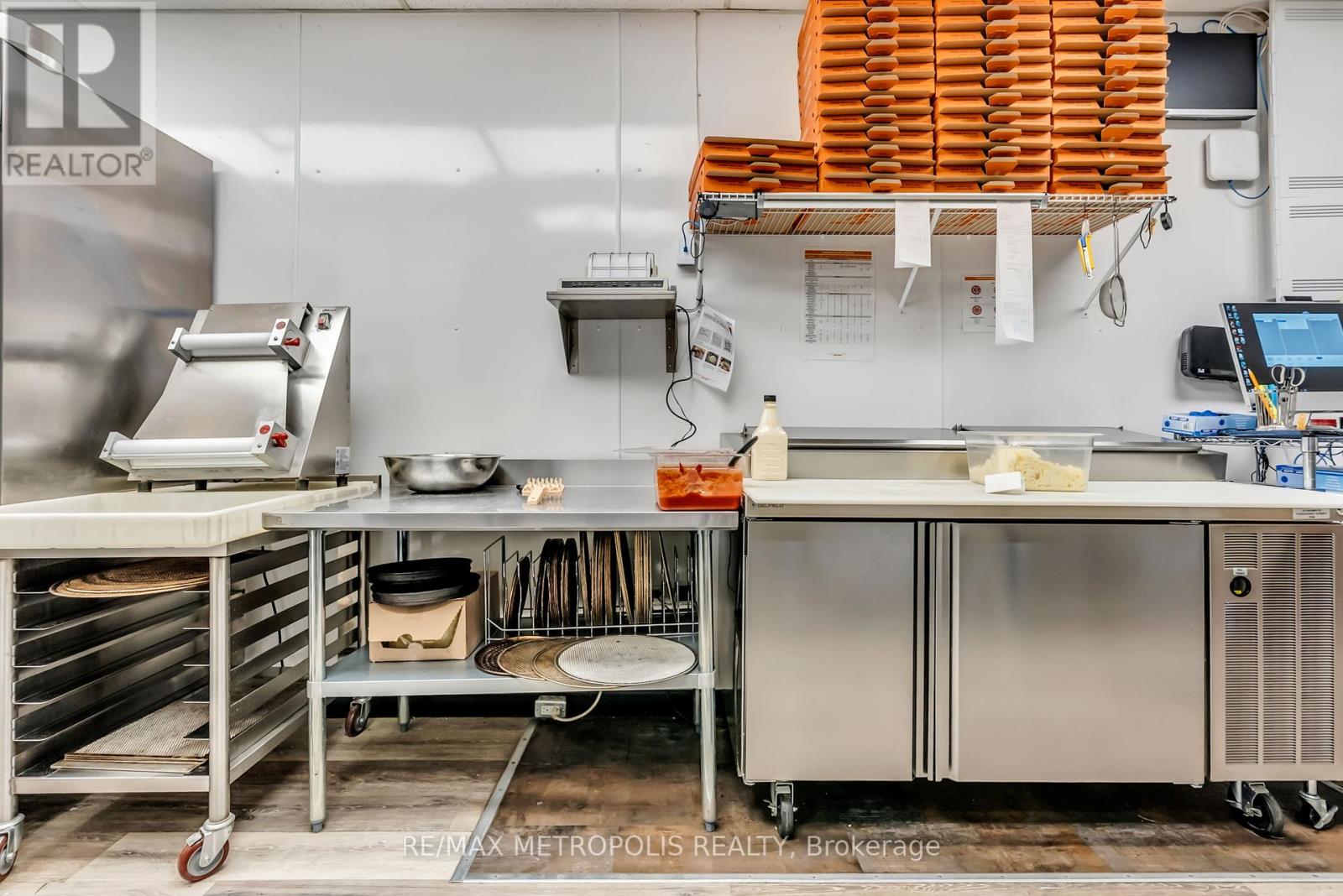 181 Main Street S, Wellington North, Ontario  N0G 2L0 - Photo 31 - X12412398