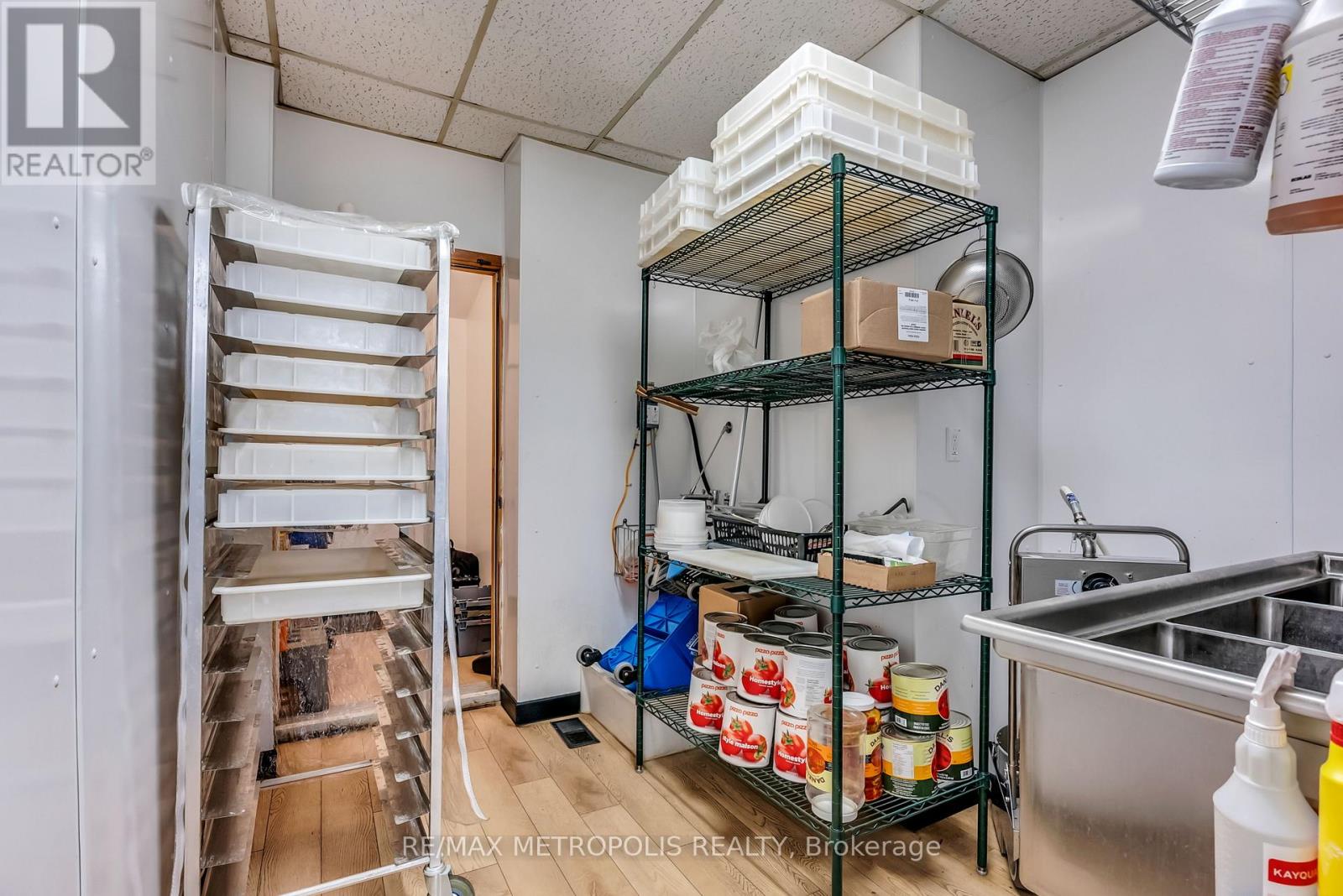 181 Main Street S, Wellington North, Ontario  N0G 2L0 - Photo 35 - X12412398