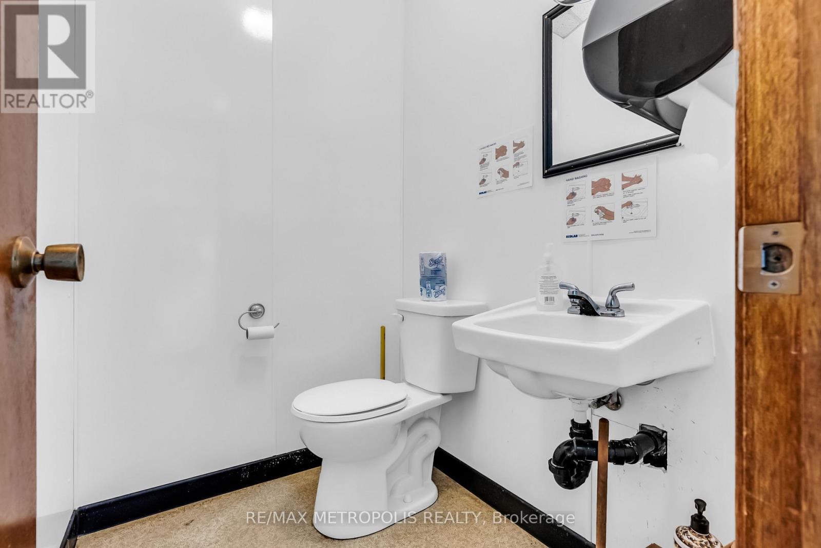 181 Main Street S, Wellington North, Ontario  N0G 2L0 - Photo 39 - X12412398