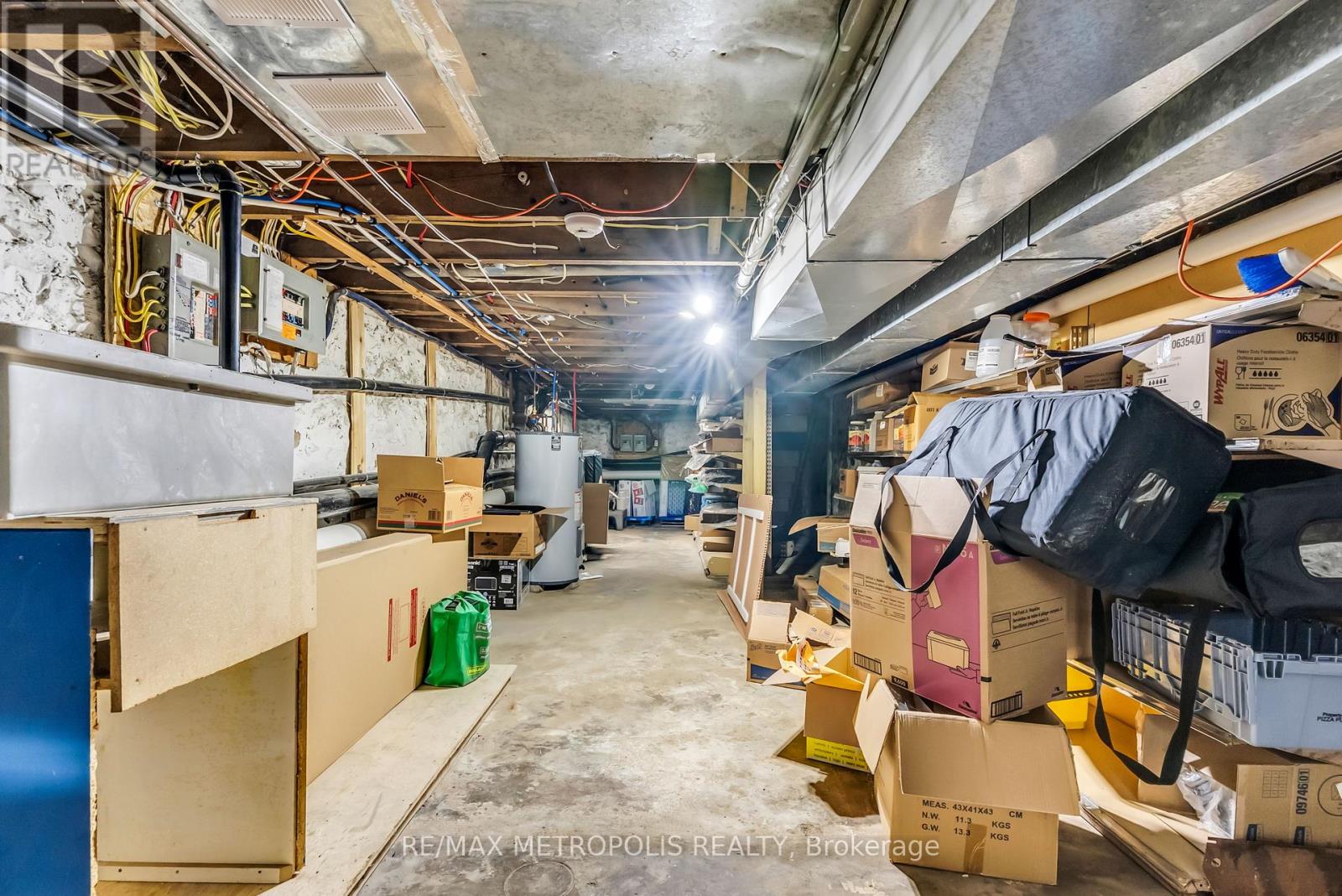 181 Main Street S, Wellington North, Ontario  N0G 2L0 - Photo 41 - X12412398