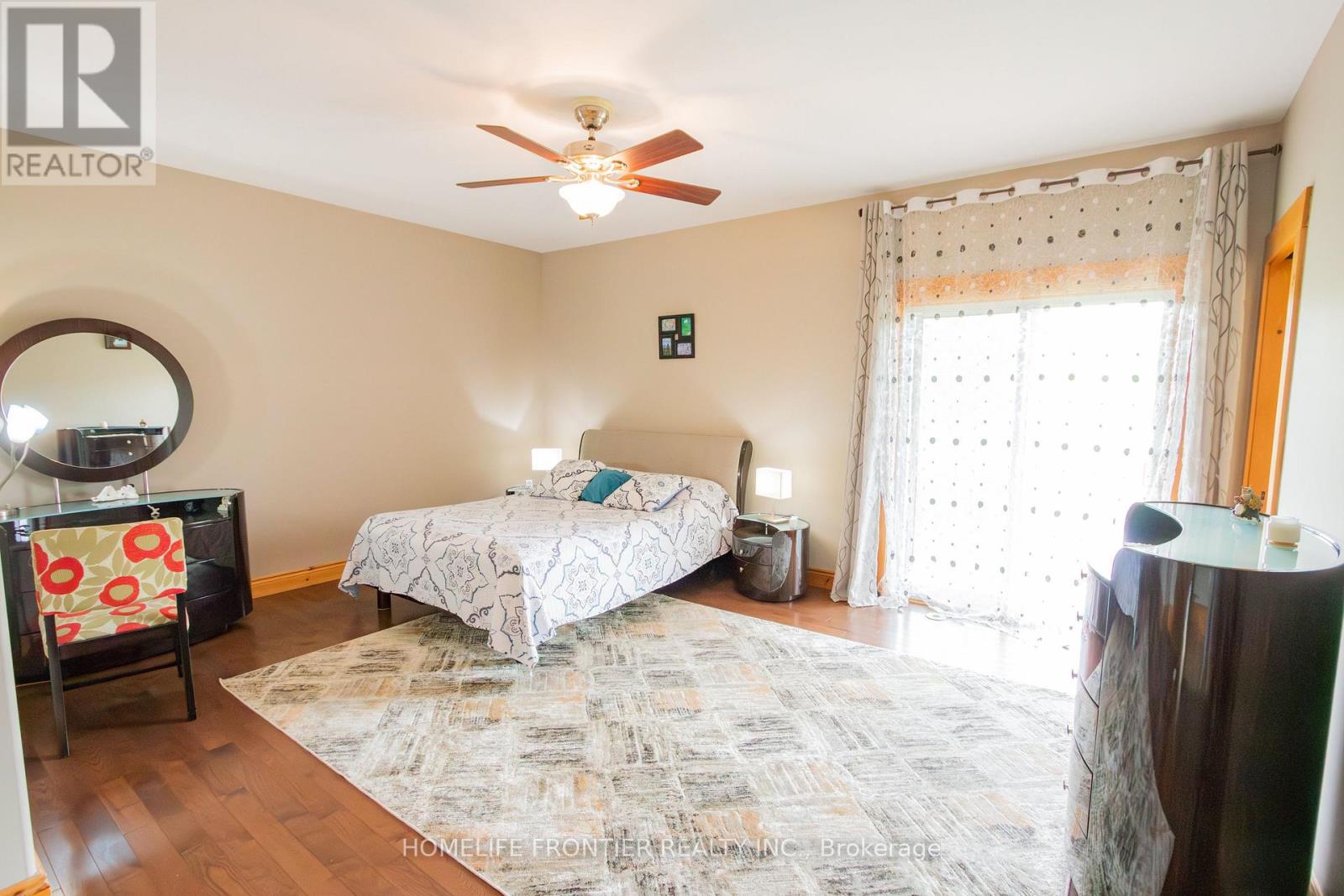 1019 Silk Lane, Minden Hills, Ontario  K0M 2K0 - Photo 12 - X12412423