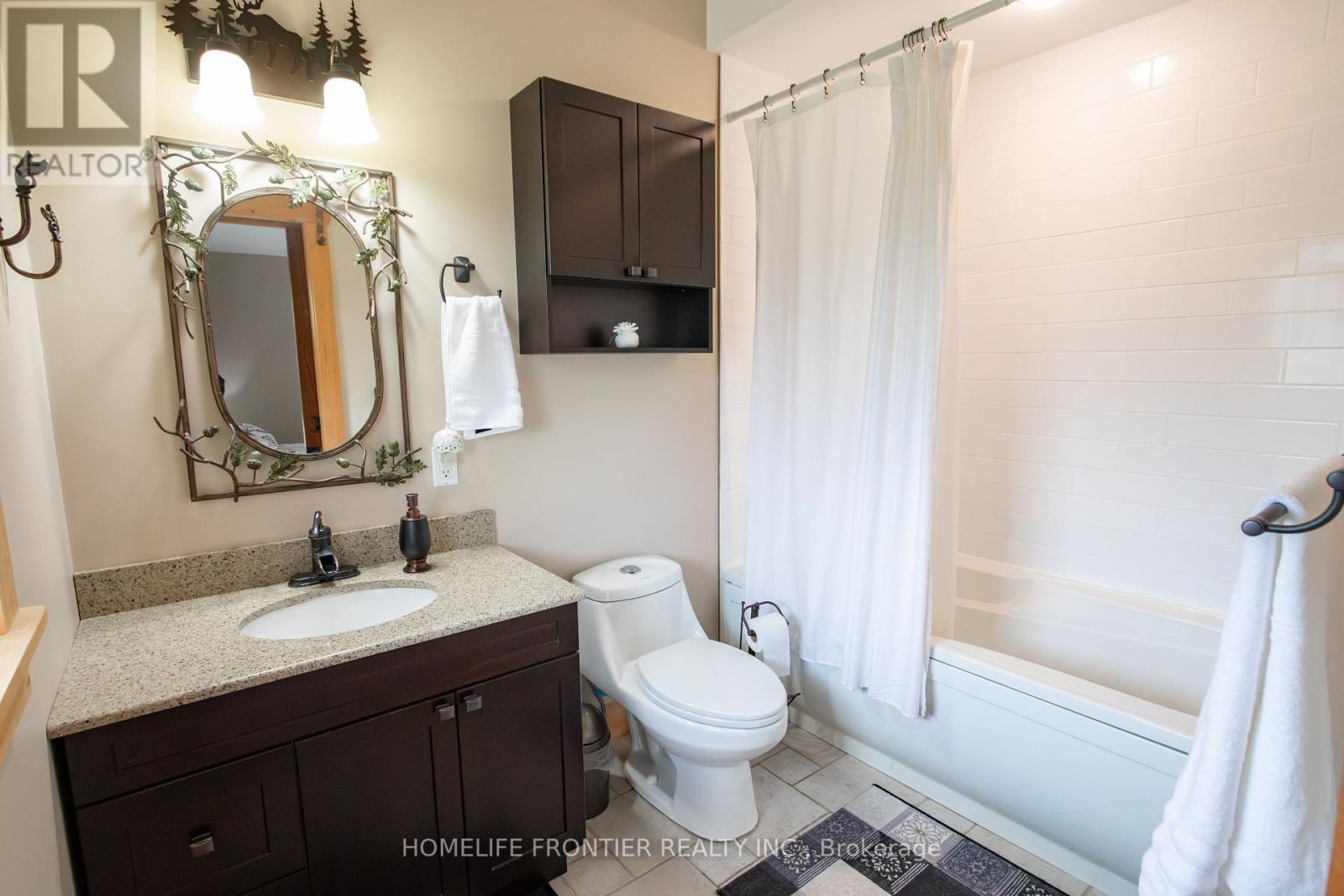 1019 Silk Lane, Minden Hills, Ontario  K0M 2K0 - Photo 14 - X12412423