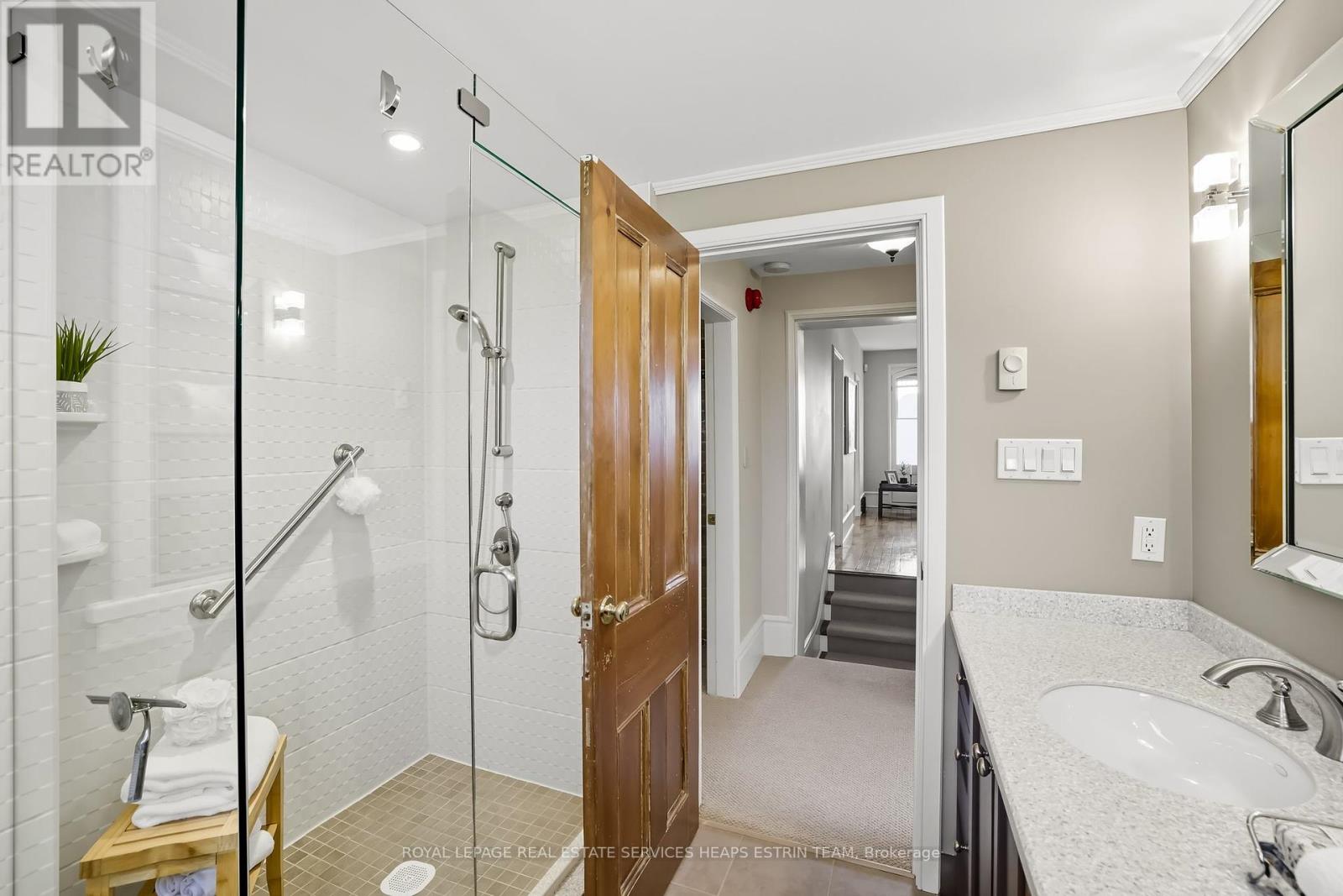 332 Ridout Street, Port Hope, Ontario  L1A 1R1 - Photo 37 - X12412427