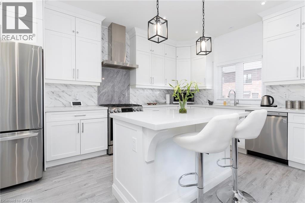388 Klein Circle, Ancaster, Ontario  L9G 3K9 - Photo 7 - 40771346