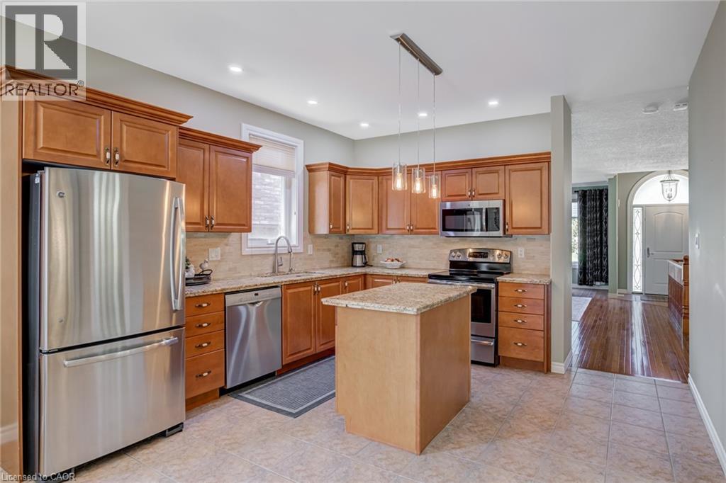 183 Valridge Drive, Ancaster, Ontario  L9G 4Y4 - Photo 10 - 40771263