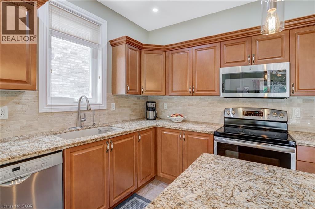 183 Valridge Drive, Ancaster, Ontario  L9G 4Y4 - Photo 11 - 40771263