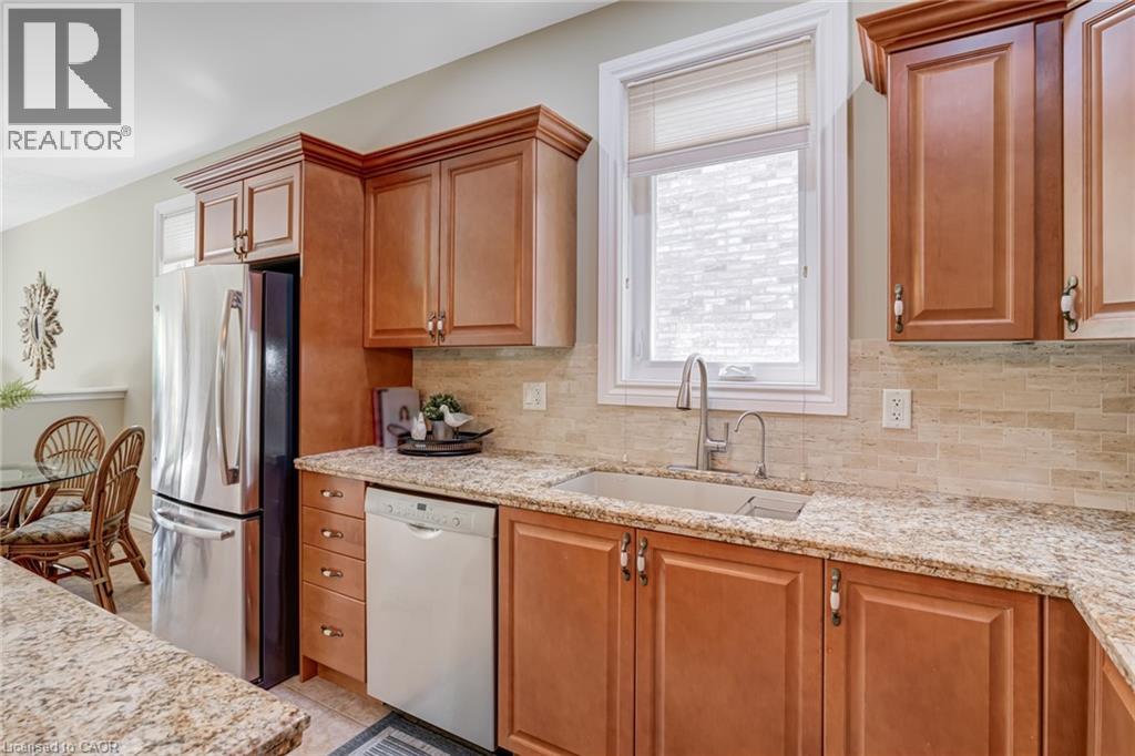 183 Valridge Drive, Ancaster, Ontario  L9G 4Y4 - Photo 14 - 40771263