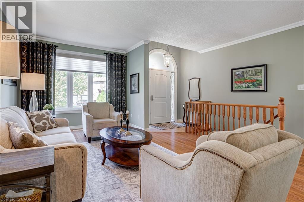183 Valridge Drive, Ancaster, Ontario  L9G 4Y4 - Photo 7 - 40771263