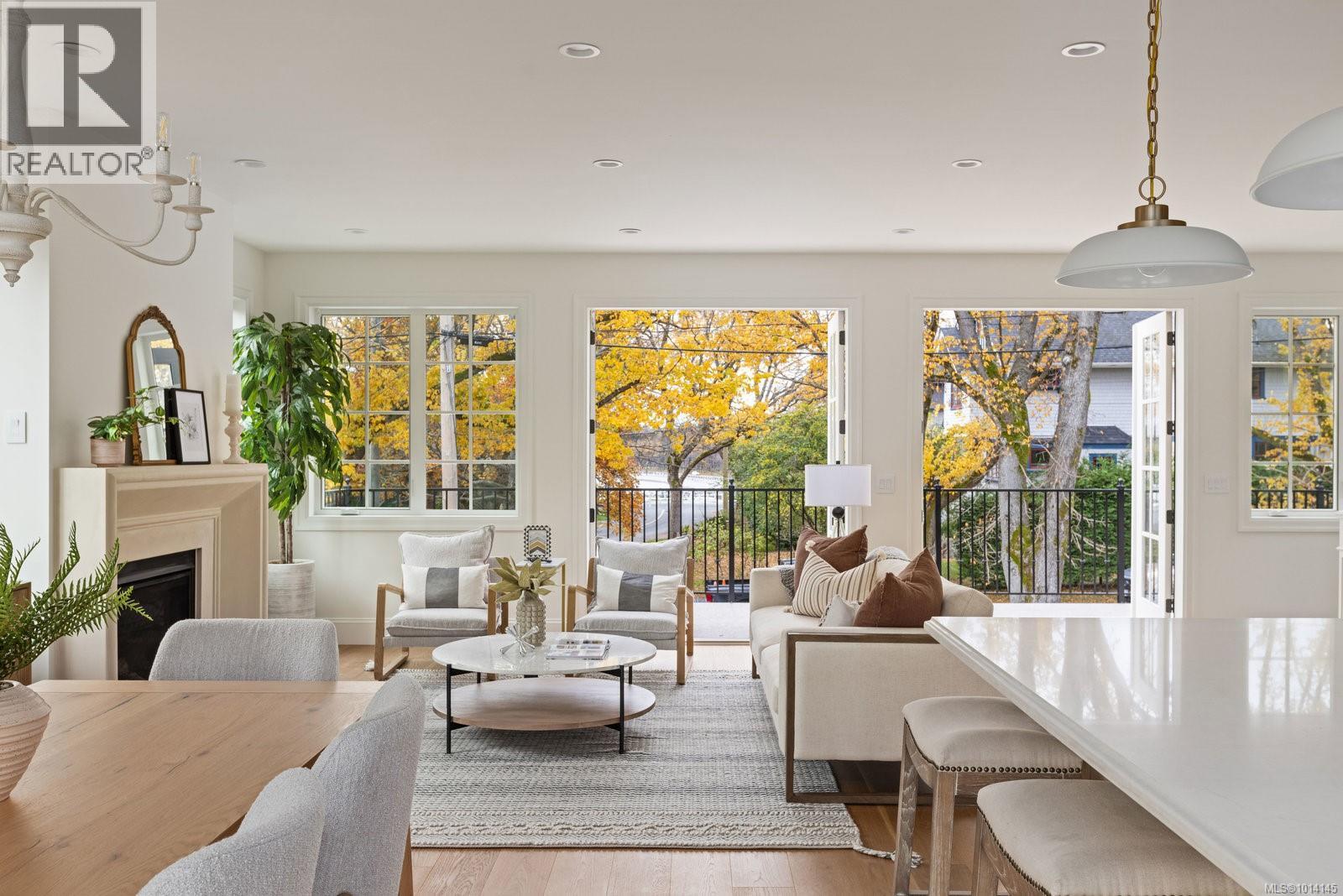 135 Passmore St, Victoria, British Columbia  V8S 3V6 - Photo 11 - 1014145