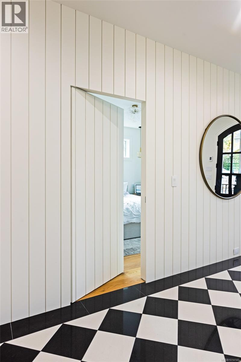 135 Passmore St, Victoria, British Columbia  V8S 3V6 - Photo 29 - 1014145