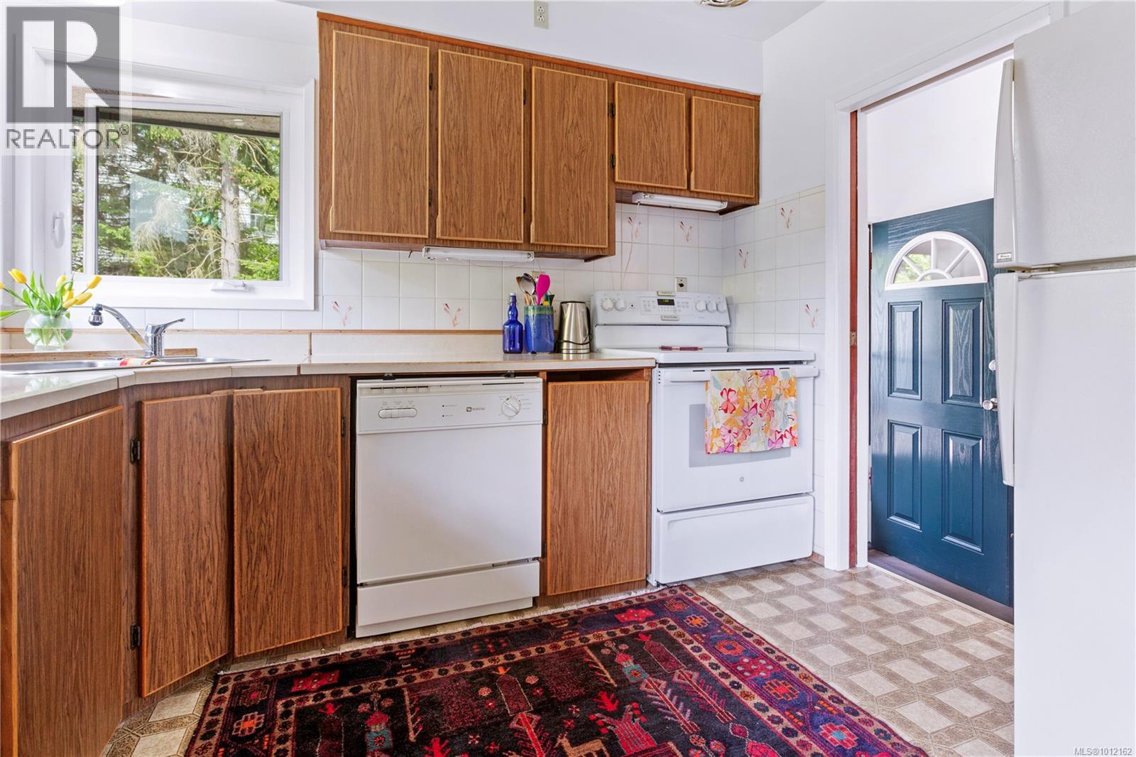 164 Island Hwy, View Royal, British Columbia  V9B 1G2 - Photo 10 - 1012162