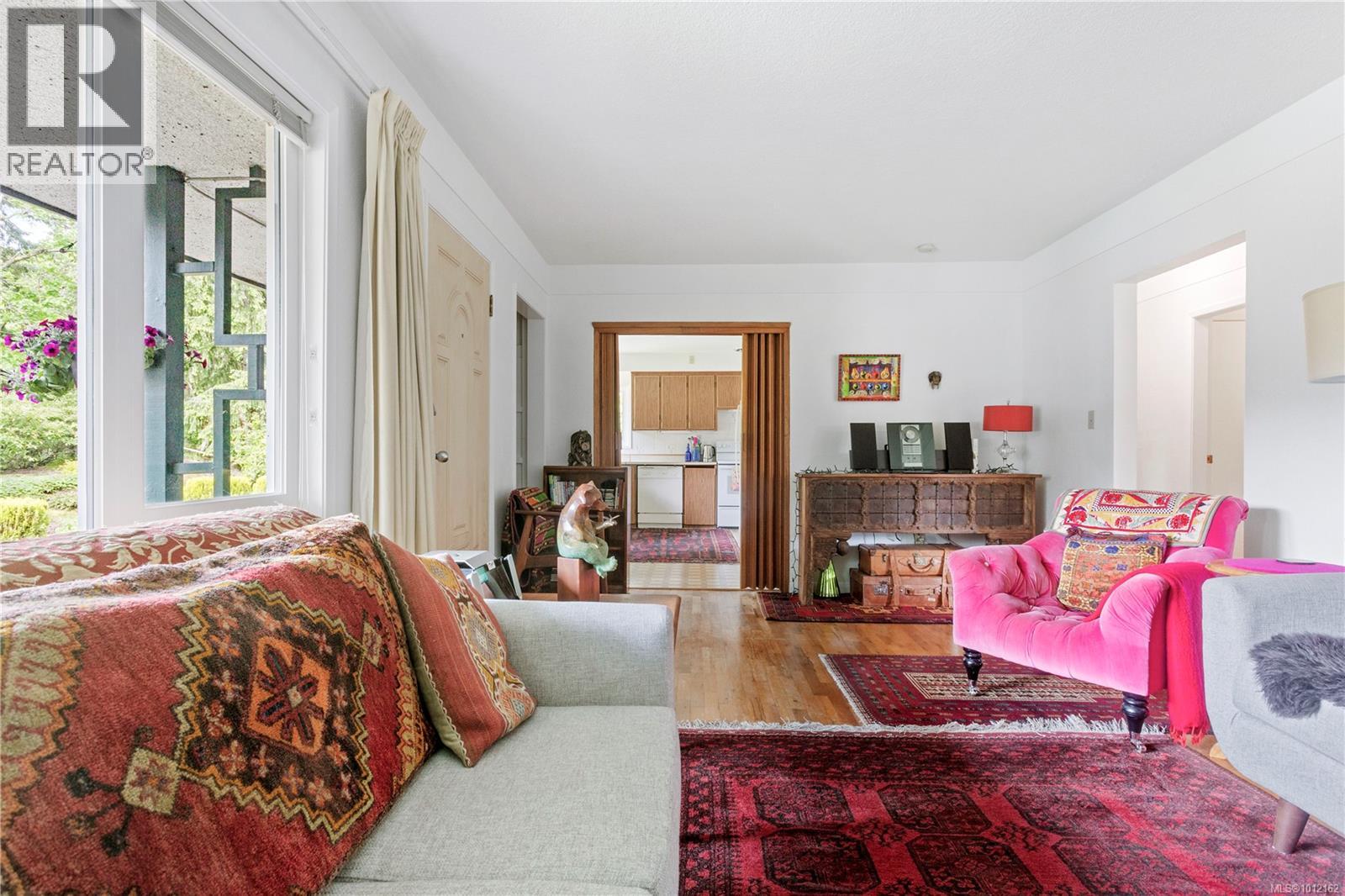 164 Island Hwy, View Royal, British Columbia  V9B 1G2 - Photo 6 - 1012162