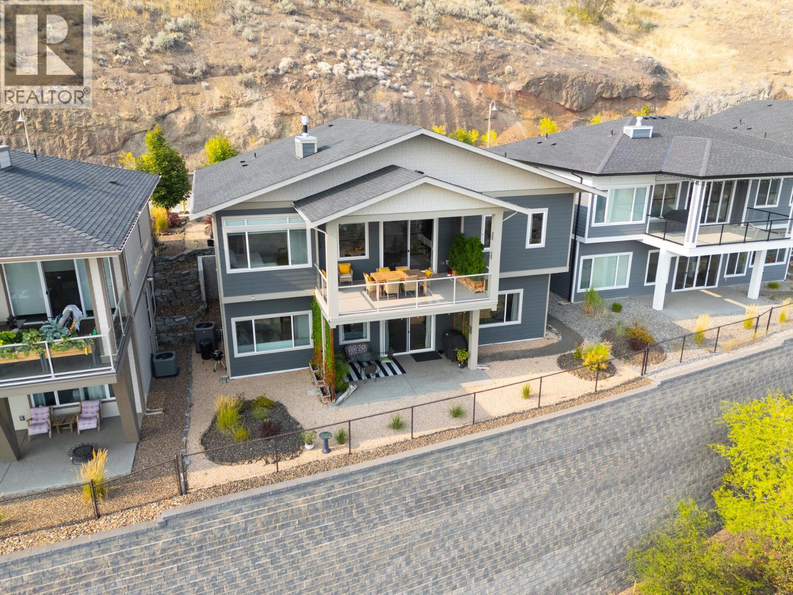 5056 Turtle Pond Place, Vernon, British Columbia  V1T 9Y5 - Photo 4 - 10363095