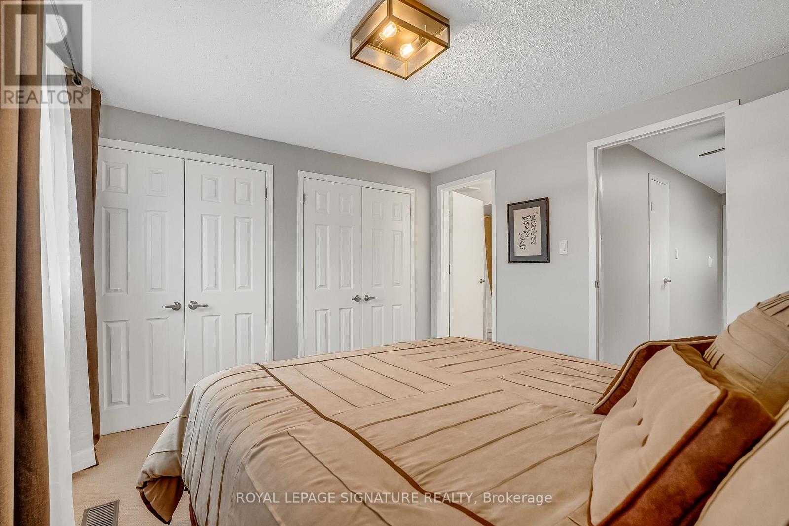 22 Dutch Myrtle Way, Toronto, Ontario  M3B 3K8 - Photo 37 - C12412440