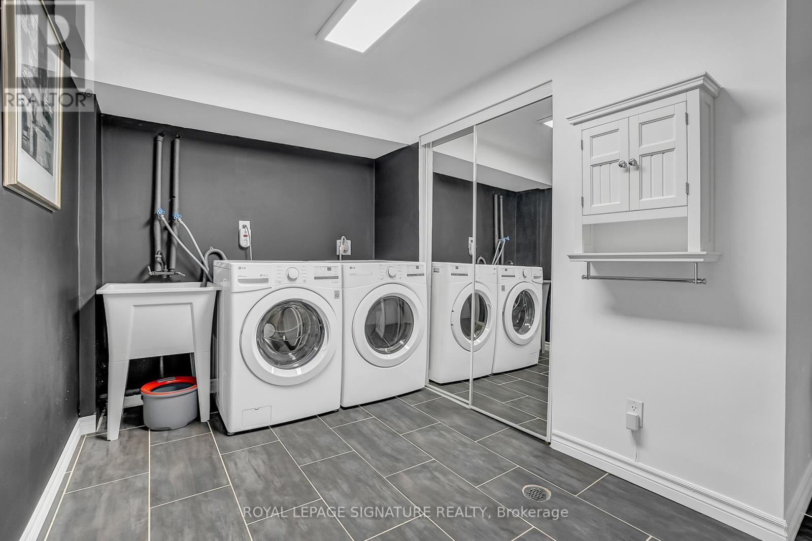 22 Dutch Myrtle Way, Toronto, Ontario  M3B 3K8 - Photo 44 - C12412440