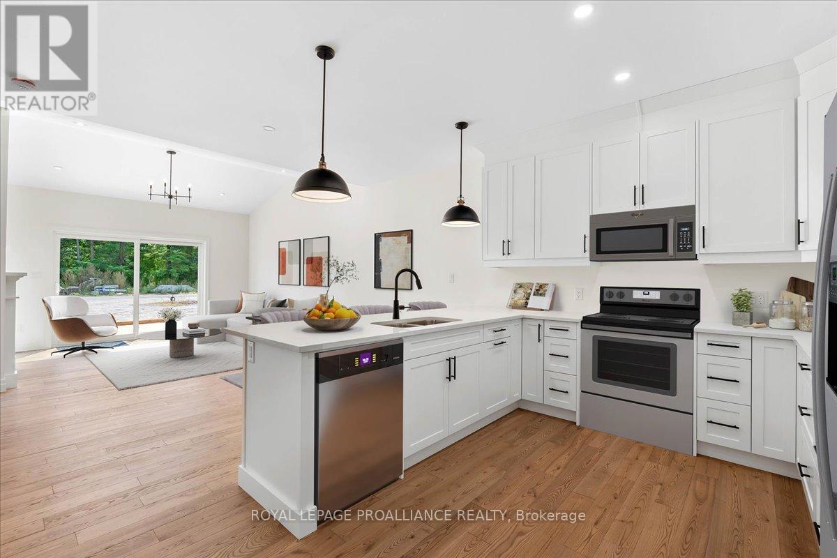 163 Pomeroy Avenue, Tweed, Ontario  K0K 3J0 - Photo 8 - X12412695