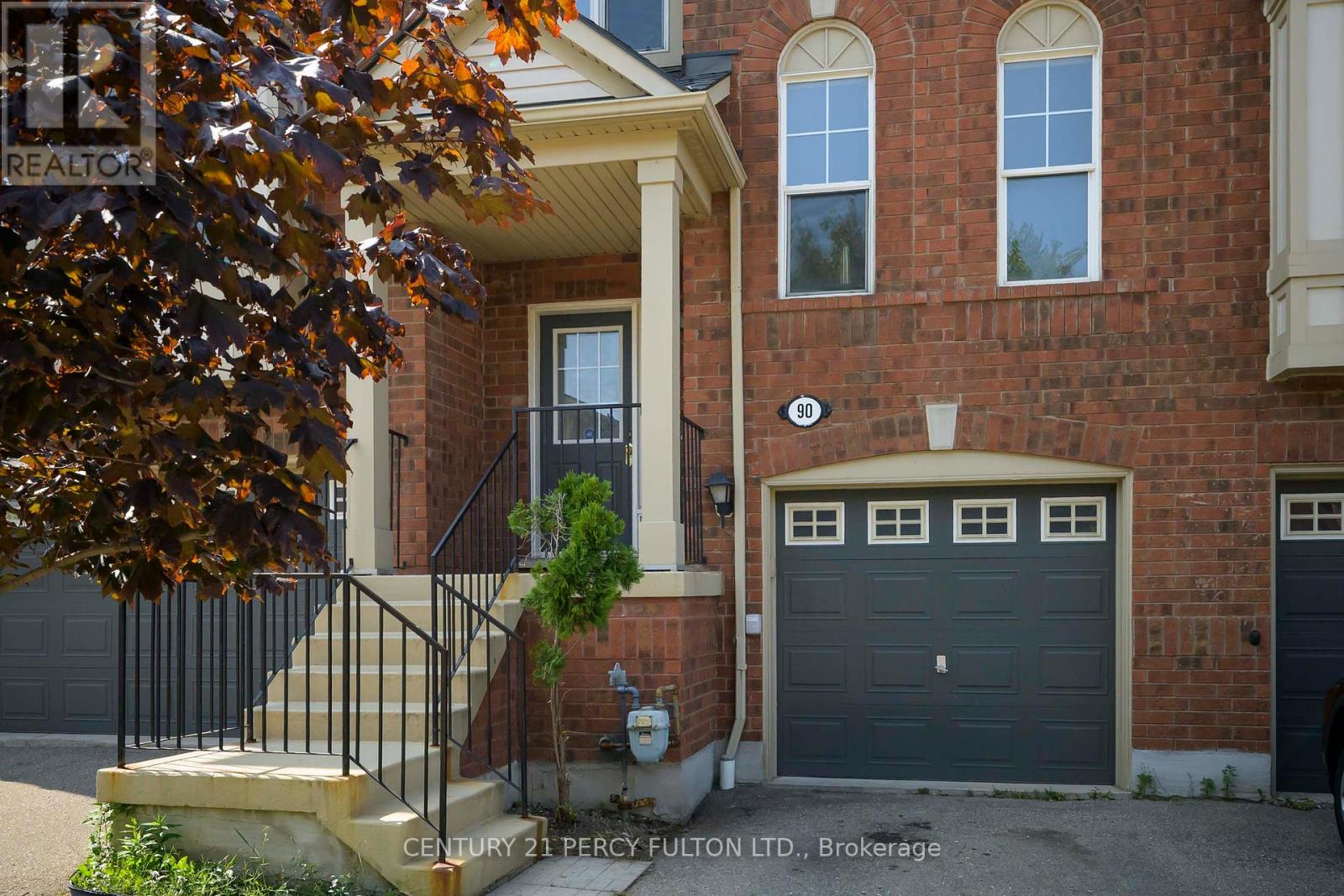 90 - 5980 Whitehorn Avenue, Mississauga, Ontario  L5Y 2Y4 - Photo 2 - W12400994