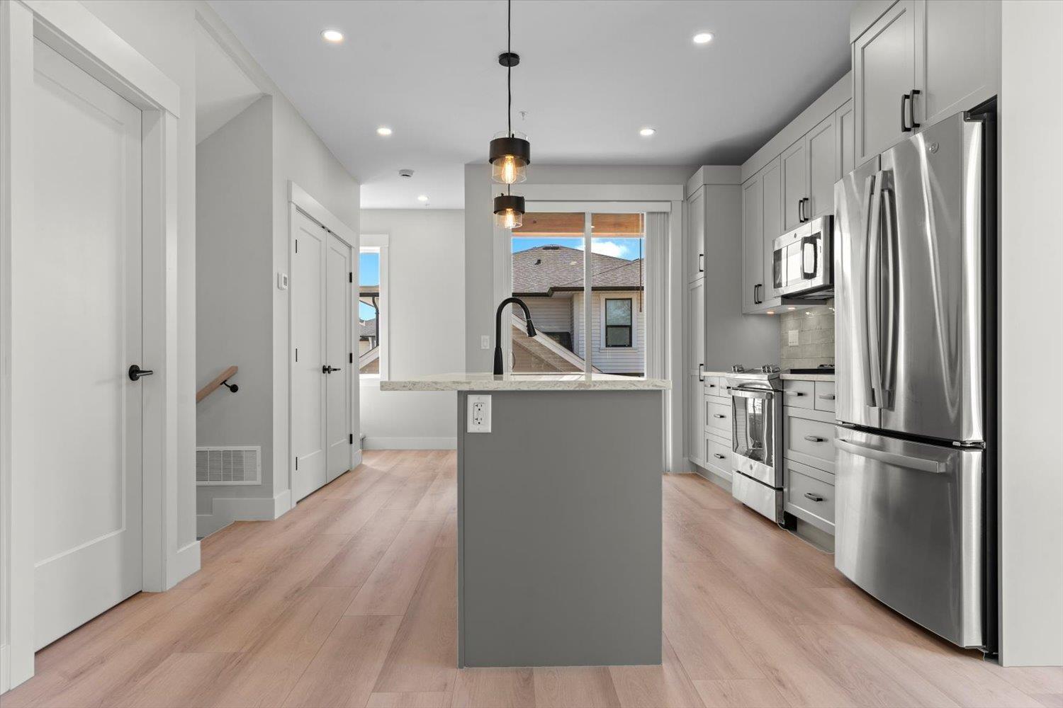 6 46106 Riverside Drive, Chilliwack Proper East, Chilliwack, British Columbia  V2P 3K9 - Photo 12 - R3049586