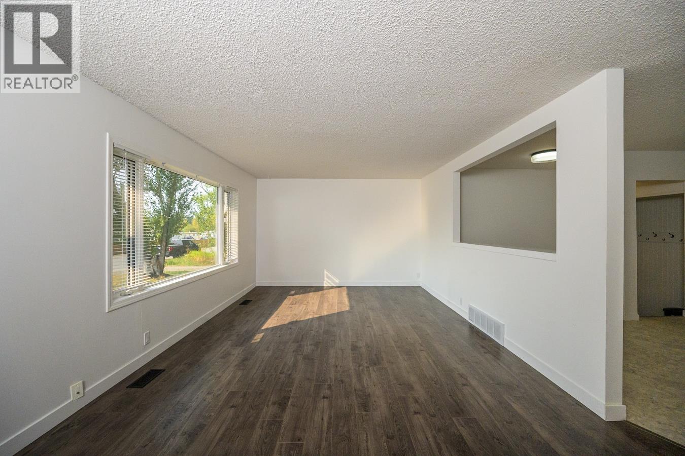 6002 Gauthier Road, Prince George, British Columbia  V2N 5M5 - Photo 10 - R3049525