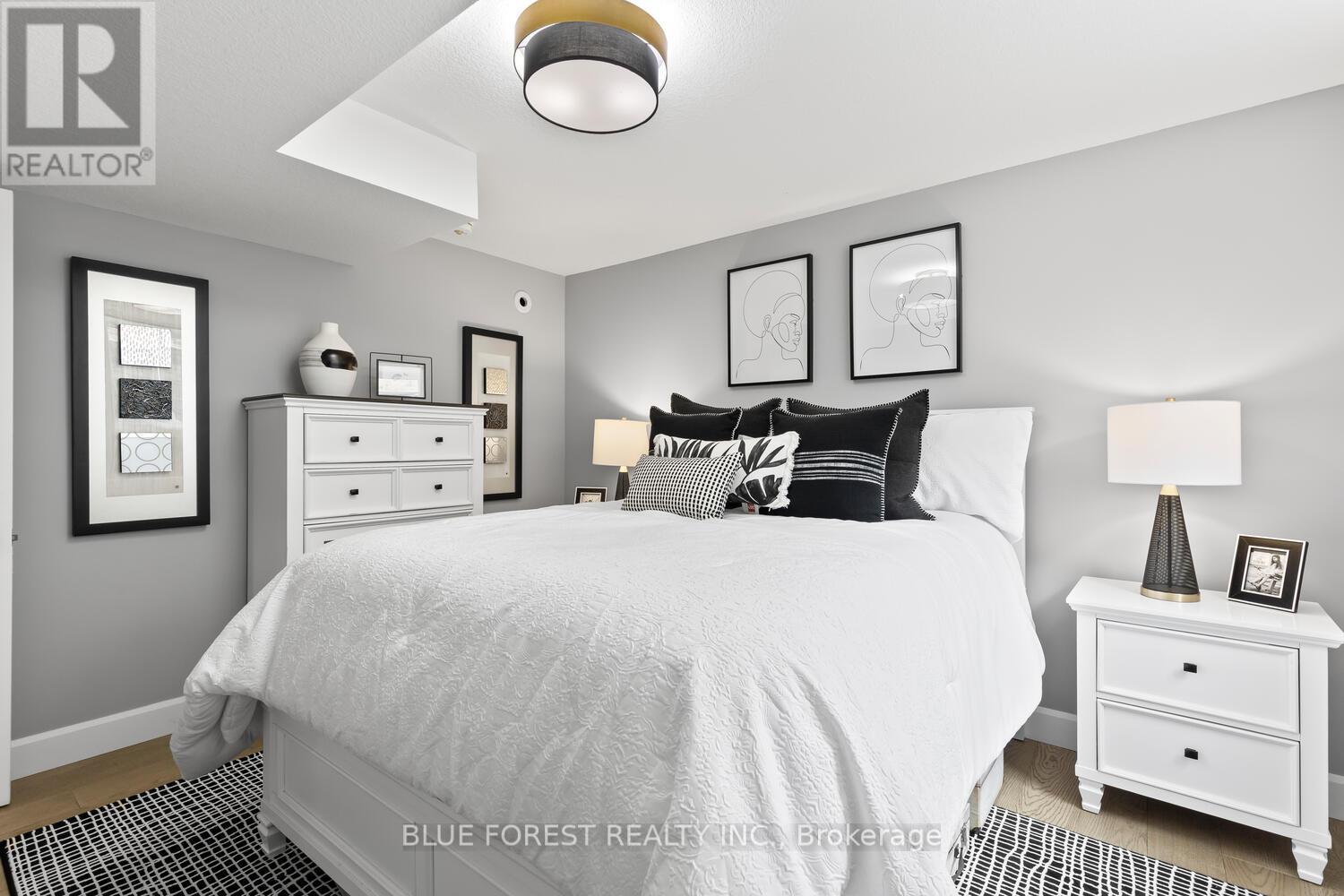 28 Weir Crescent, St. Thomas, Ontario  N5R 0L7 - Photo 34 - X12412664