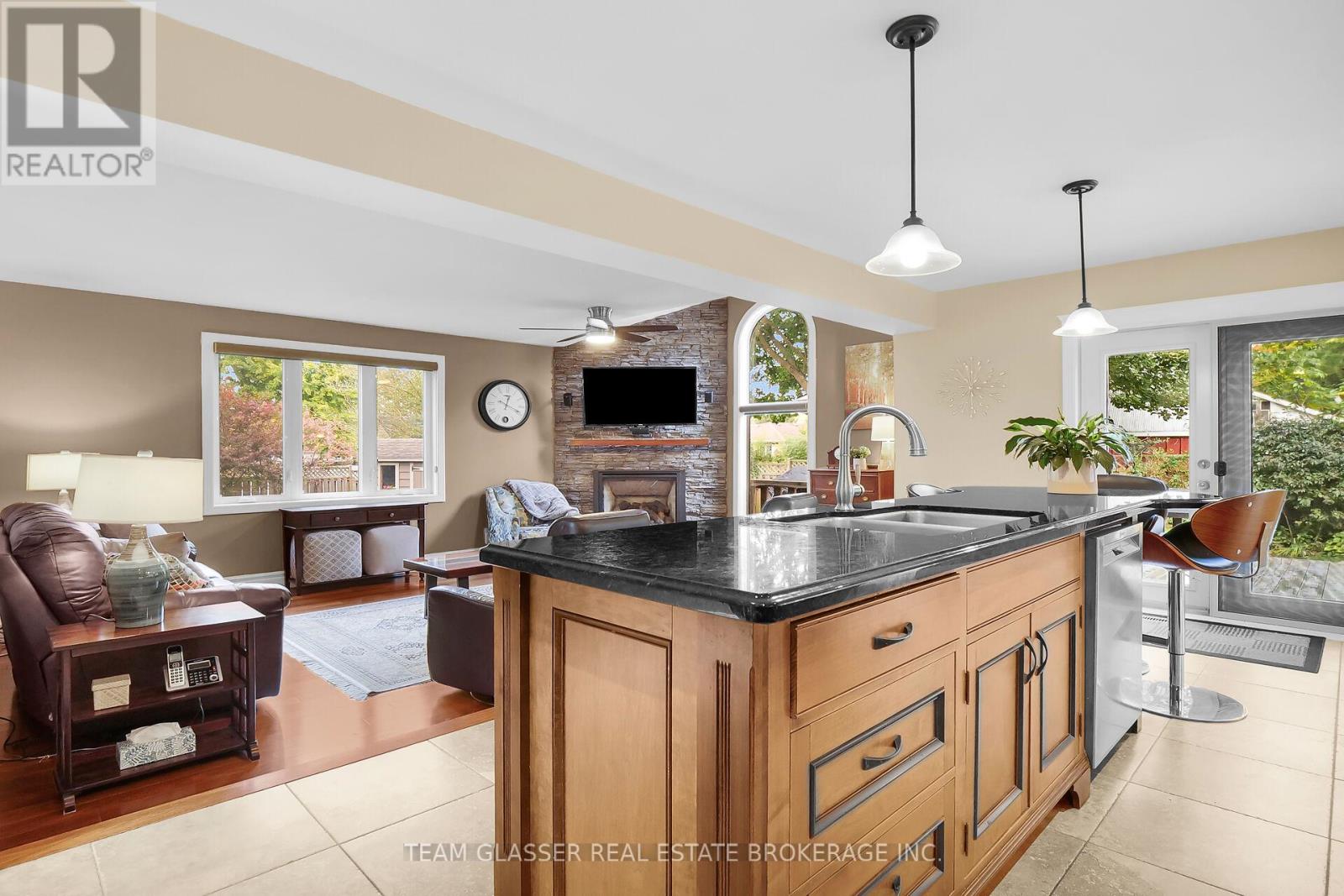 33 Hillcrest Court, Middlesex Centre, Ontario  N0L 1E0 - Photo 20 - X12412665