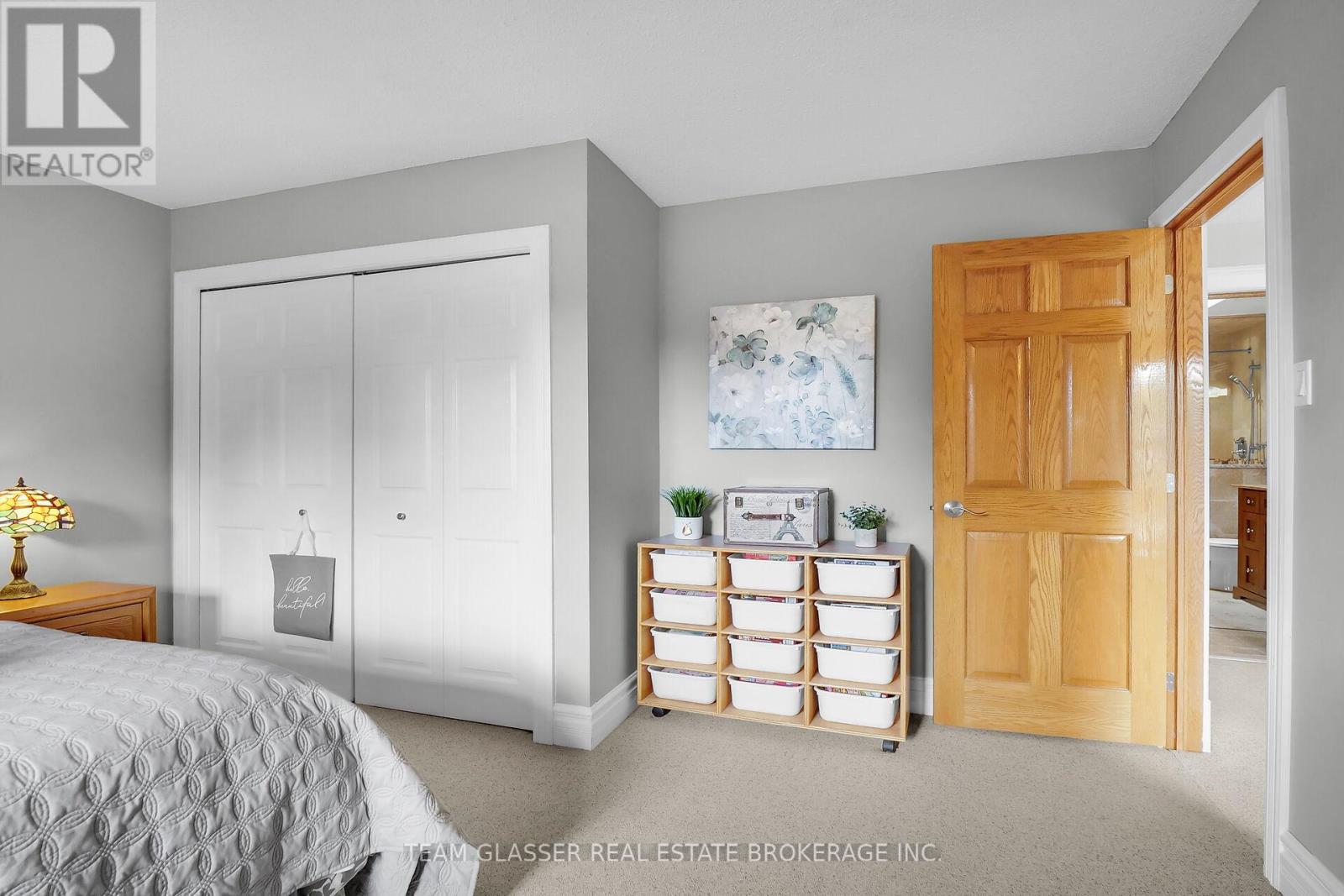33 Hillcrest Court, Middlesex Centre, Ontario  N0L 1E0 - Photo 34 - X12412665