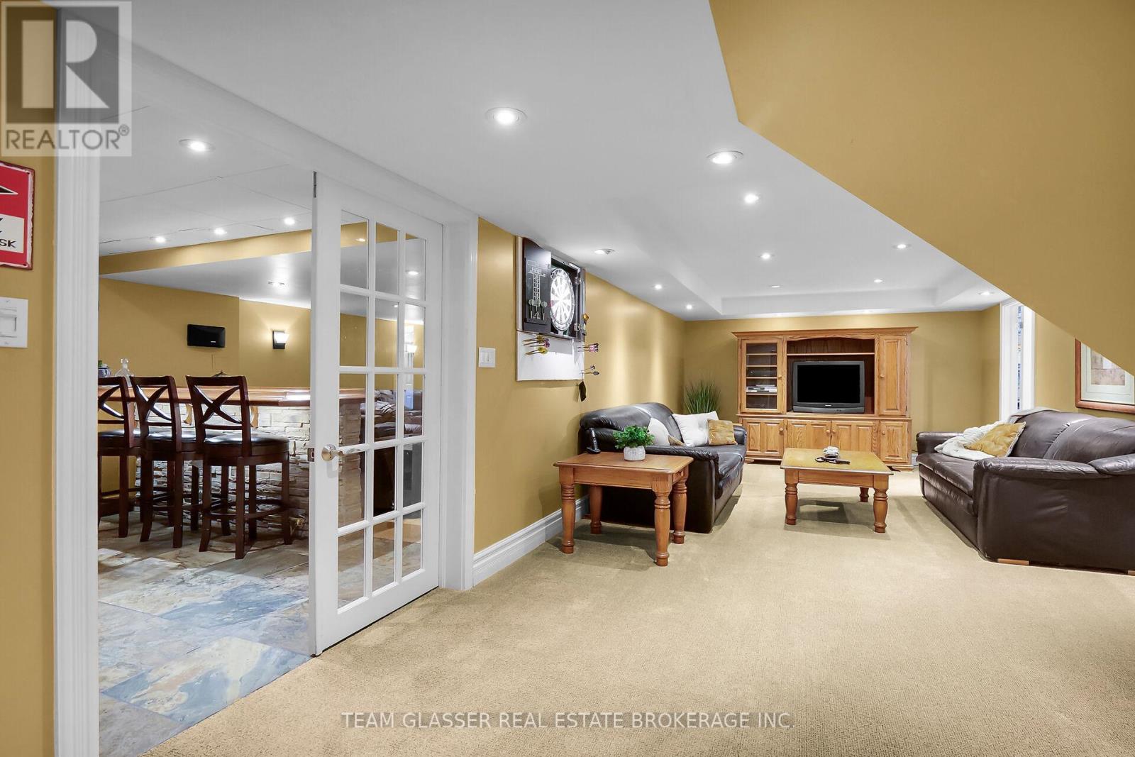 33 Hillcrest Court, Middlesex Centre, Ontario  N0L 1E0 - Photo 36 - X12412665