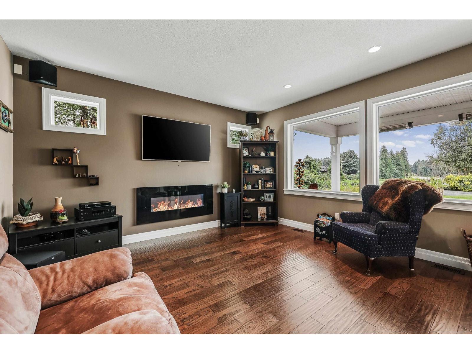 10911 Jesperson Road, Fairfield Island, Chilliwack, British Columbia  V2P 6H5 - Photo 11 - R3047798