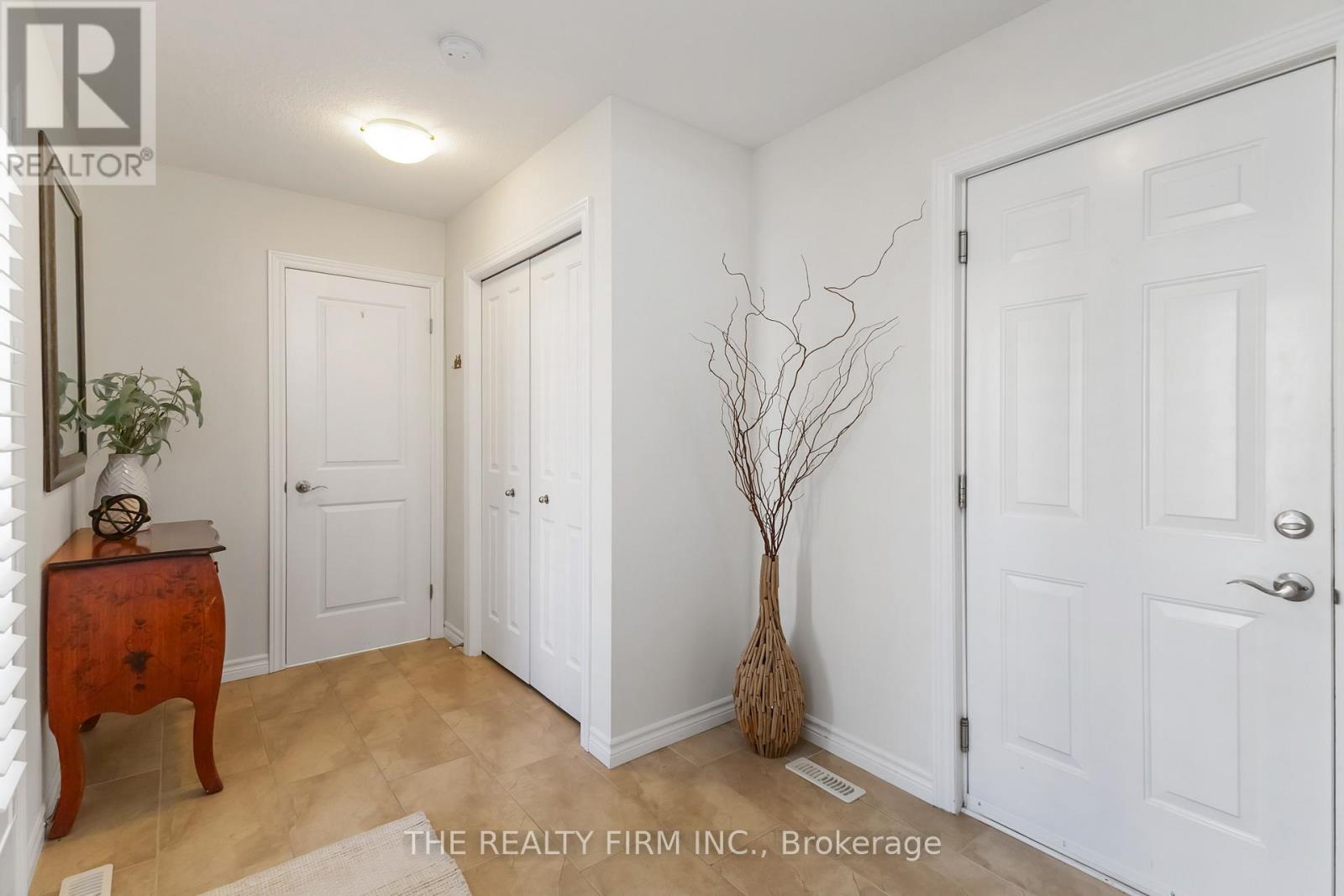 159 - 1010 Fanshawe Park Road E, London North (North C), Ontario  N5X 0K9 - Photo 6 - X12412730