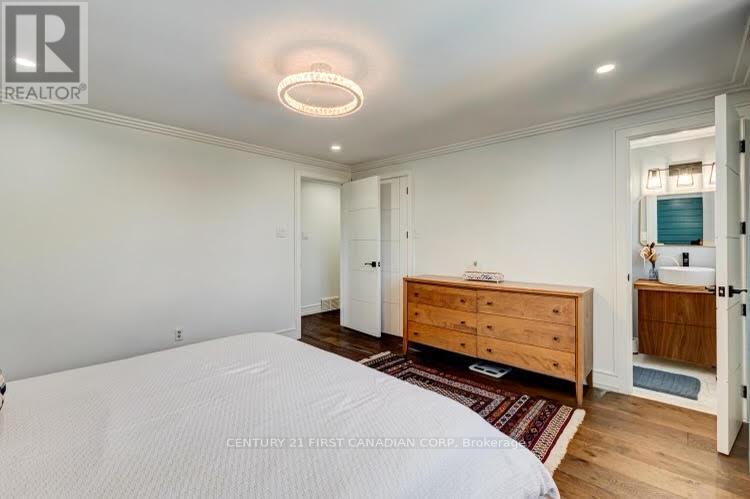 1027 Flintlock Court N, London North (North P), Ontario  N6H 4M3 - Photo 24 - X12412738