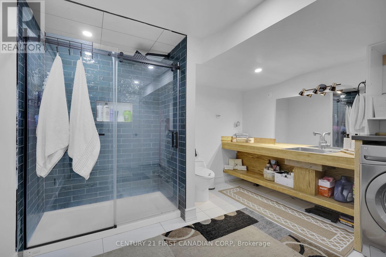 1027 Flintlock Court N, London North (North P), Ontario  N6H 4M3 - Photo 37 - X12412738