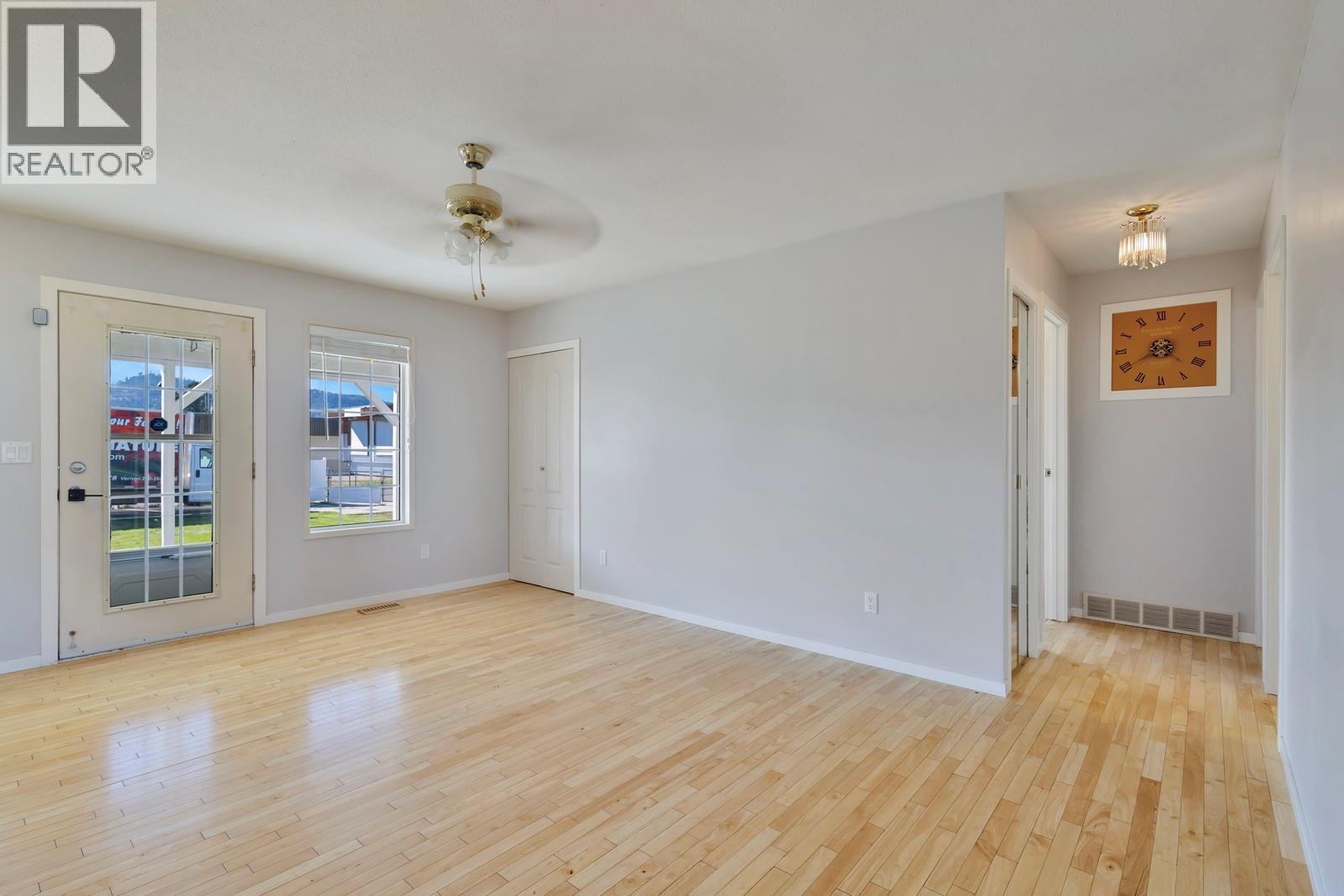 796 Hollywood Road N, Kelowna, British Columbia  V1X 5Y7 - Photo 13 - 10360271