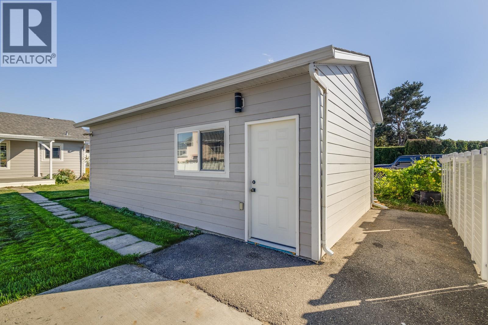 796 Hollywood Road N, Kelowna, British Columbia  V1X 5Y7 - Photo 40 - 10360271