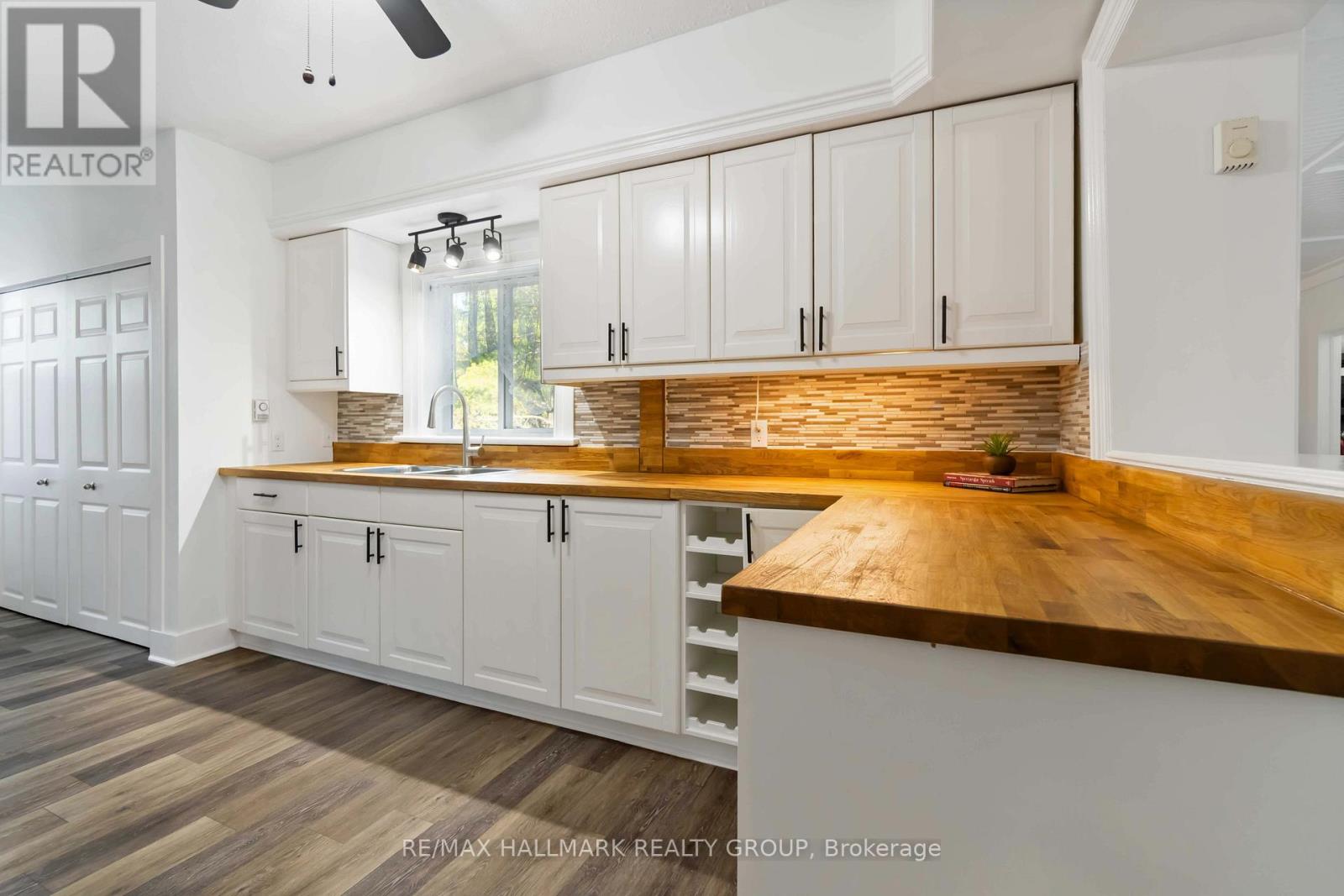 6 Algonkin Trail, Mcnab/braeside, Ontario  K7S 3G7 - Photo 6 - X12412667