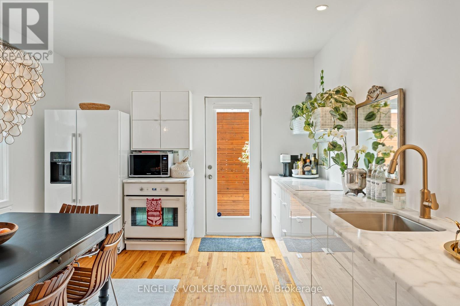 378-380 Booth Street, Ottawa, Ontario  K1R 7K6 - Photo 14 - X12412705