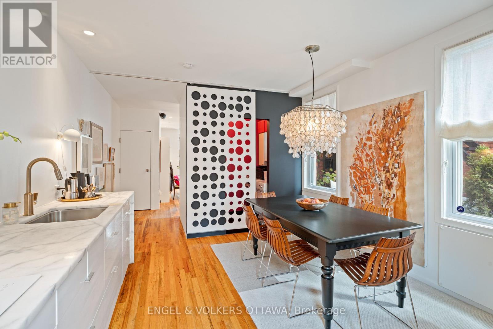 378-380 Booth Street, Ottawa, Ontario  K1R 7K6 - Photo 17 - X12412705