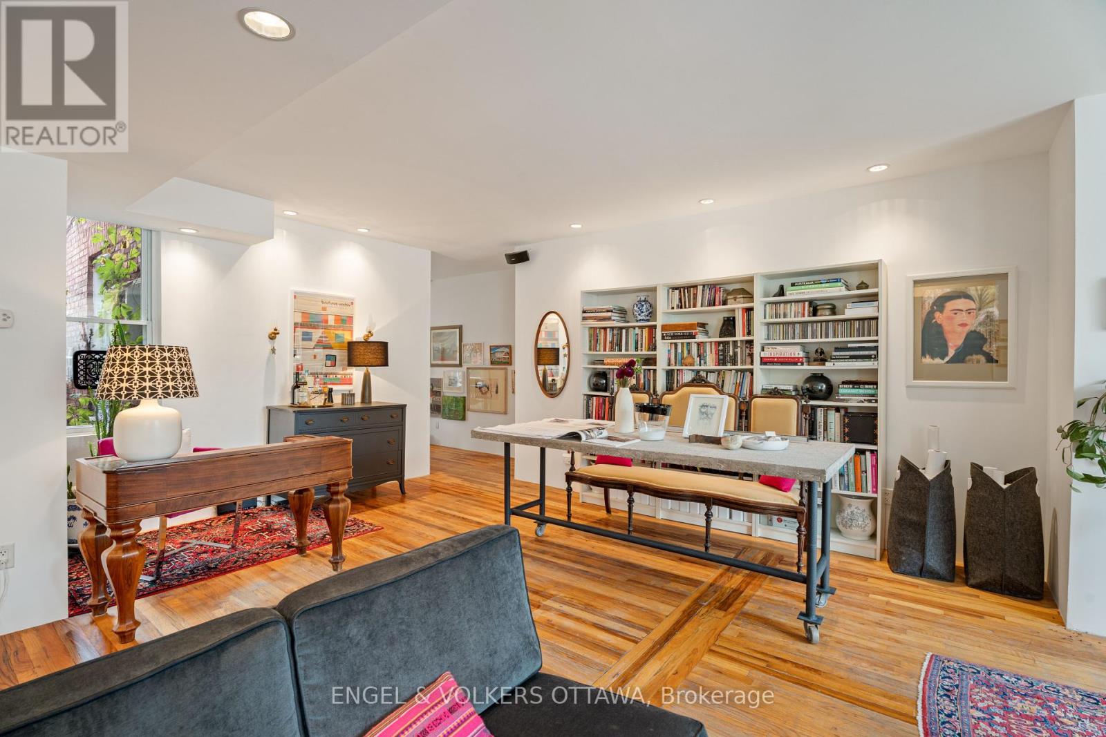 378-380 Booth Street, Ottawa, Ontario  K1R 7K6 - Photo 8 - X12412705