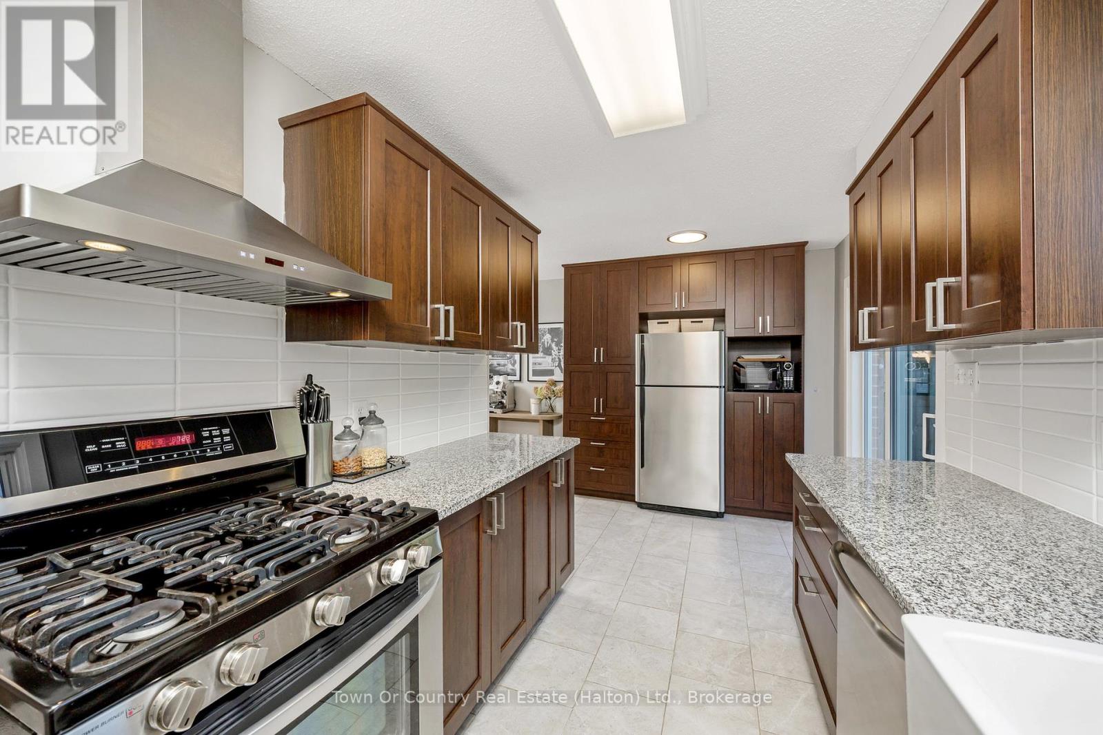 86 - 371 Bronte Street S, Milton, Ontario  L9T 3K5 - Photo 12 - W12412682